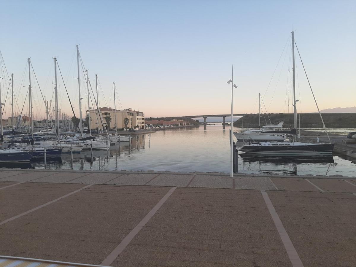 T2 Cabine Avec Tres Belle Vue Sur Le Port De Plaisance Leucate Exterior foto